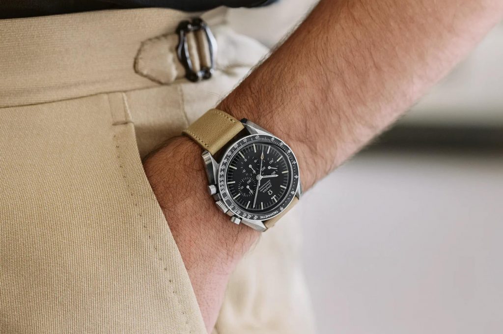 UK AAA High-quality 1966 Omega Speedmaster Professional Replica Ref. 105.012-66 ‘CB Case’